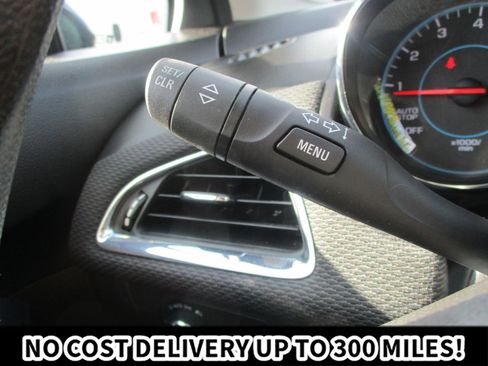 Used 2016 Chevrolet Cruze LS FWD image 23
