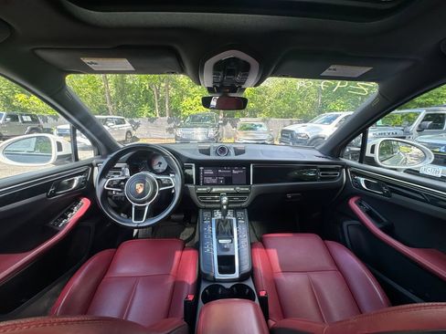 Used 2021 Porsche Macan S AWD/4WD image 41