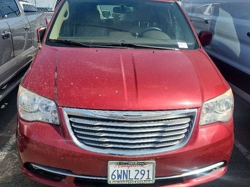 Used 2012 Chrysler Town & Country Touring w/ Entertainment Group #1 image 2