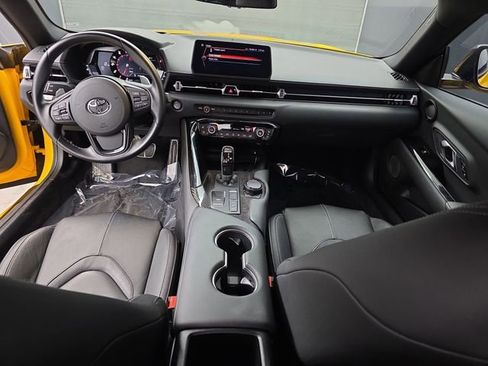 Used 2022 Toyota Supra Premium w/ Driver Assist Package image 21