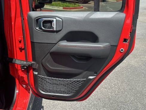 New 2026 Jeep Wrangler Unlimited Rubicon AWD/4WD image 16