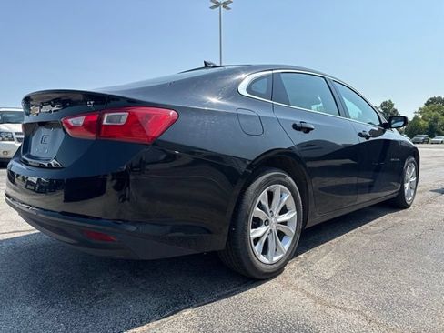 Used 2023 Chevrolet Malibu LT FWD image 2