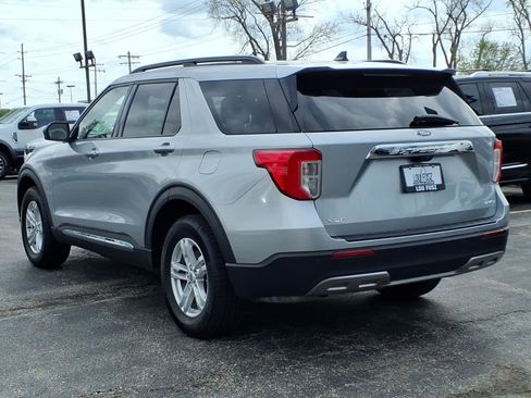 Used 2023 Ford Explorer XLT w/ Equipment Group 202A AWD/4WD image 6