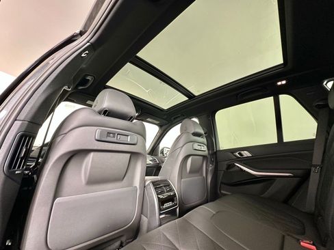 Used 2023 BMW X5 xDrive40i w/ Premium Package image 19