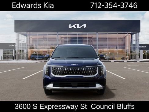 New 2026 Kia Carnival LXS FWD image 2