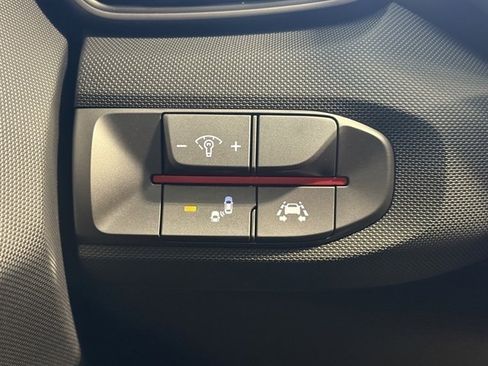 Used 2021 Hyundai Veloster Turbo image 30