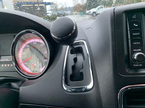 Used 2018 Dodge Grand Caravan SXT w/ Blacktop Package image 20