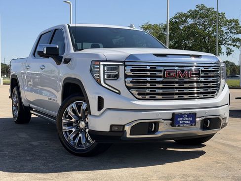 Used 2025 GMC Sierra 1500 Denali w/ Denali Reserve Package RWD image 2