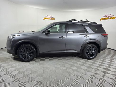New 2026 Nissan Pathfinder SL w/ SL Premium Package FWD image 2