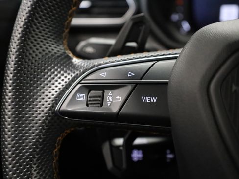 Used 2021 Lamborghini Urus image 24