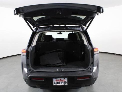 Certified 2025 Nissan Pathfinder SV FWD image 17