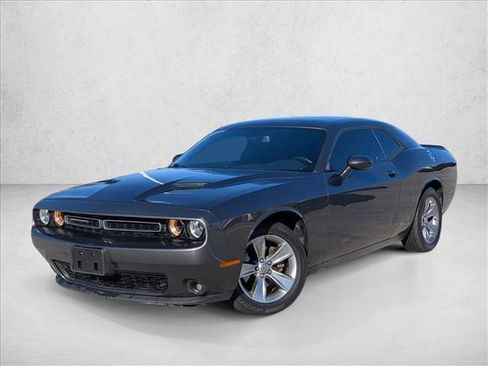 Used 2021 Dodge Challenger SXT w/ Driver Convenience Group image 1