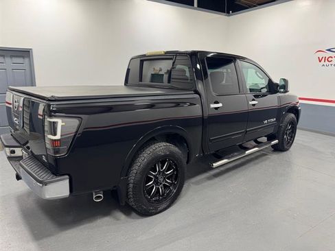 Used 2011 Nissan Titan SL w/ SL Max Utility Pkg RWD image 6
