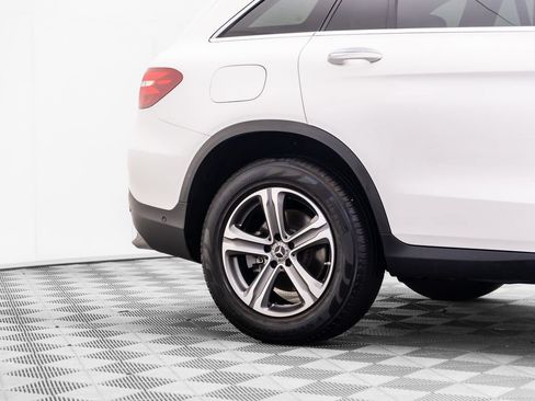 Used 2019 Mercedes-Benz GLC 300 4MATIC image 35