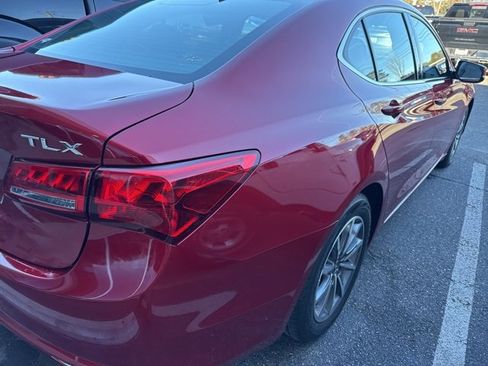 Used 2020 Acura TLX image 3