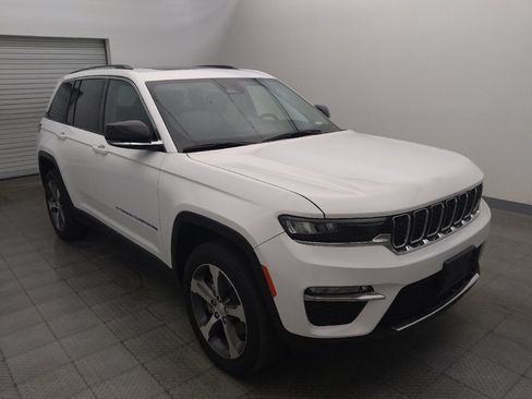 Used 2022 Jeep Grand Cherokee Limited 4xe AWD/4WD image 13