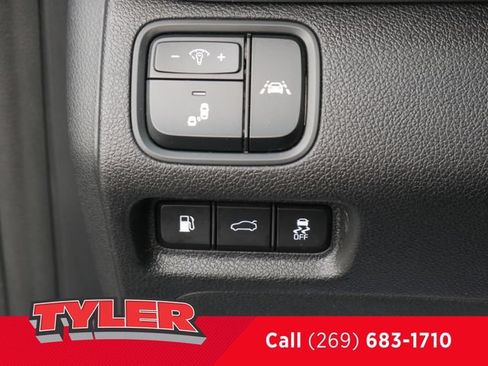 Used 2020 Kia Optima S FWD image 22