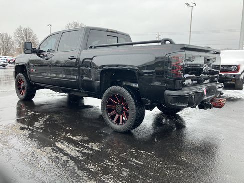 Used 2018 Chevrolet Silverado 2500 LTZ image 5