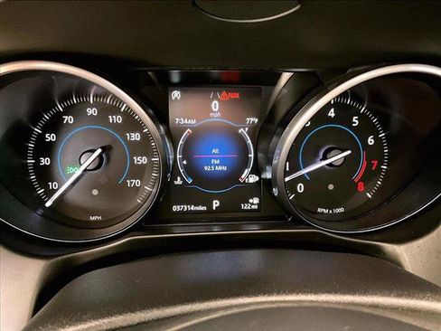 Used 2018 Jaguar XF Premium RWD image 20
