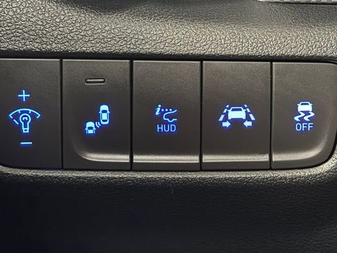 Certified 2021 Hyundai Kona Ultimate w/ Cargo Package image 15