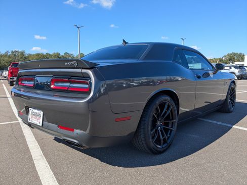Used 2023 Dodge Challenger SRT Hellcat image 4