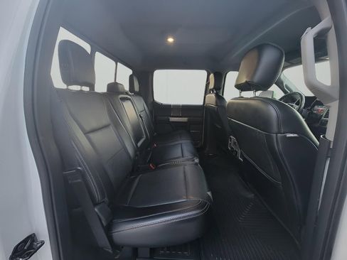 Used 2018 Ford F250 Lariat w/ Chrome Package image 31