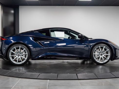 New 2025 Lotus Emira image 5