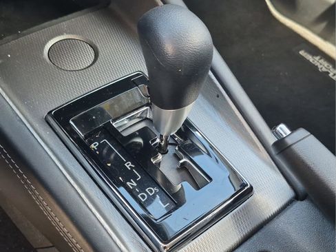 Used 2022 Mitsubishi Outlander Sport ES FWD image 15
