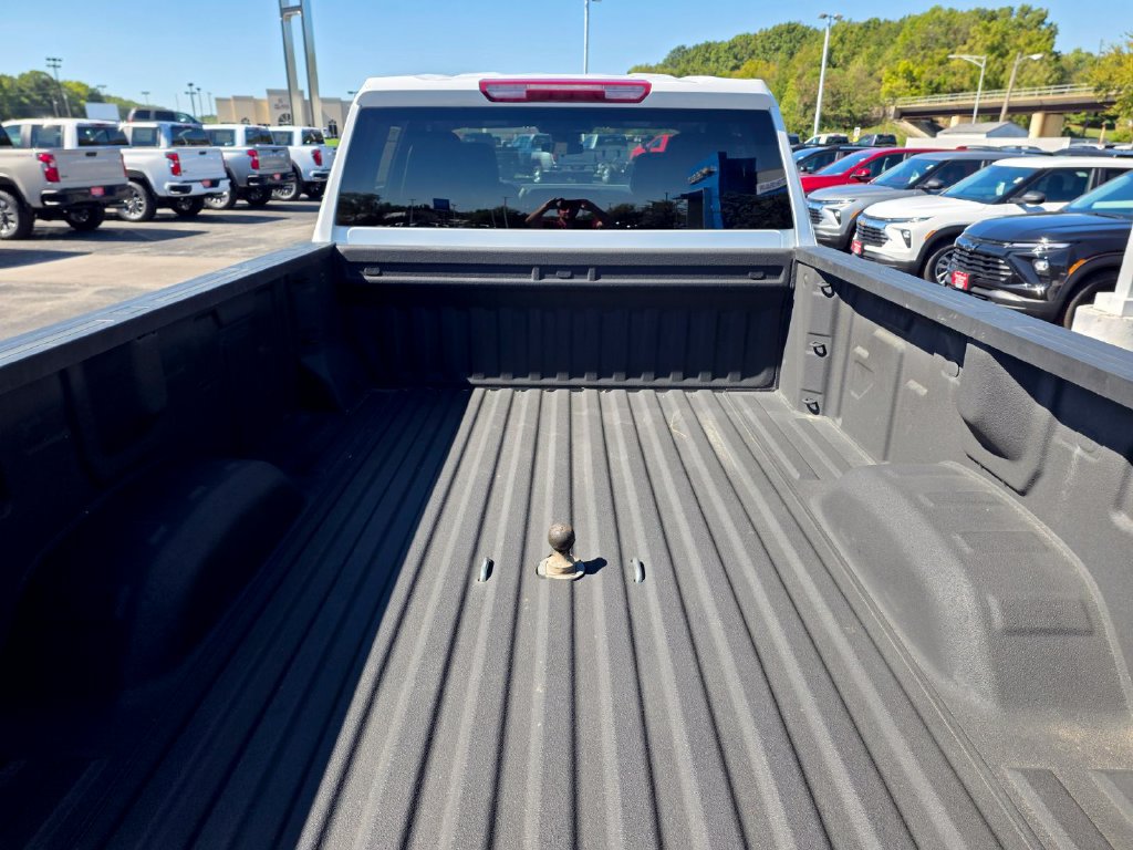 Used 2025 Chevrolet Silverado 3500 LT w/ Convenience Package AWD/4WD image 8