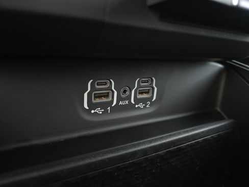 Used 2021 RAM 1500 Big Horn image 32