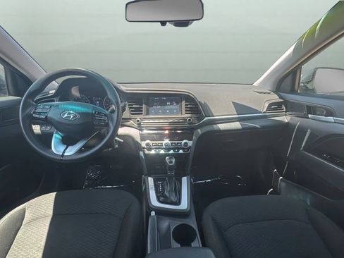 Used 2020 Hyundai Elantra SEL w/ Cargo Package (C1) FWD image 9