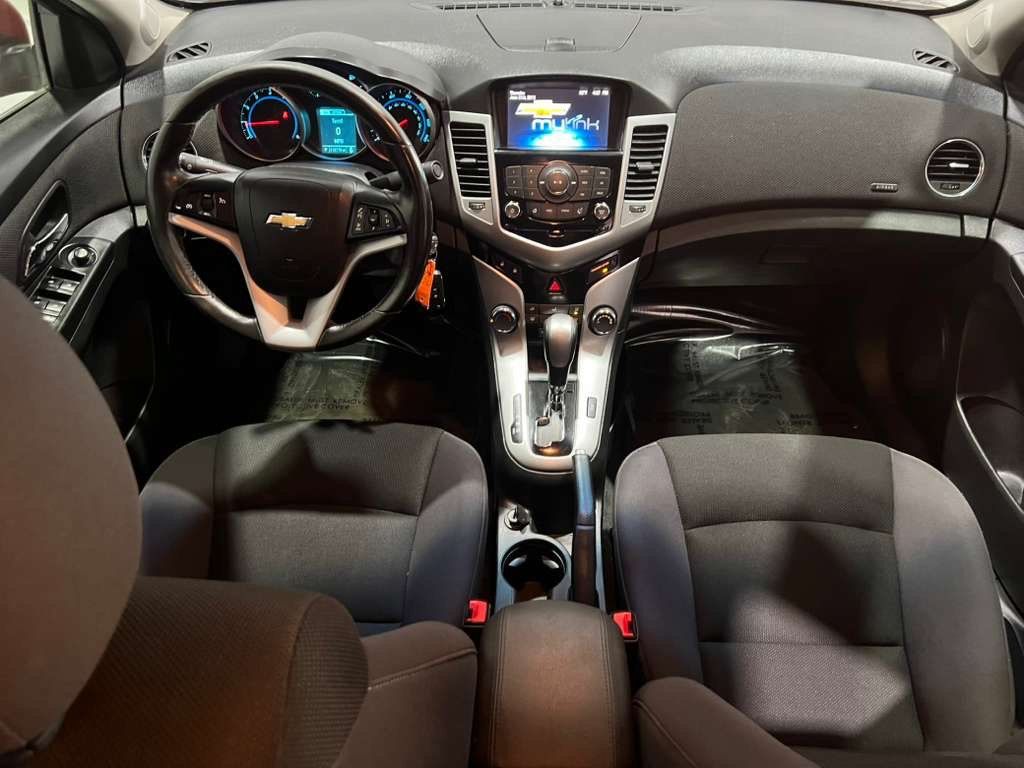 Used 2013 Chevrolet Cruze LT w/ Enhanced Safety Package FWD image 17