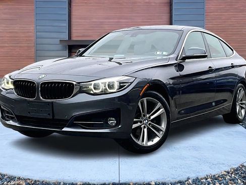 Used 2018 BMW 330i Gran Turismo xDrive image 12