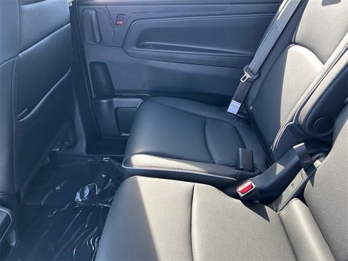 New 2026 Honda Odyssey Touring image 22