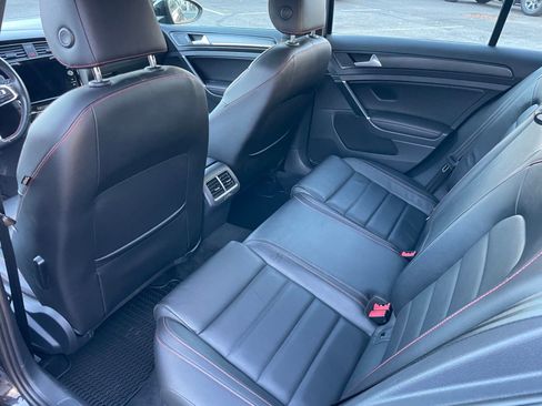 Used 2019 Volkswagen GTI SE w/ SE Experience Package image 10