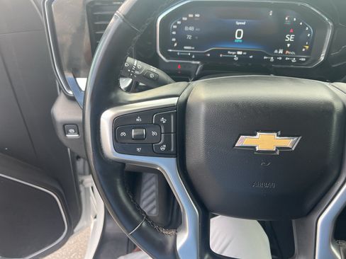 Used 2025 Chevrolet Silverado 1500 LT AWD/4WD image 14