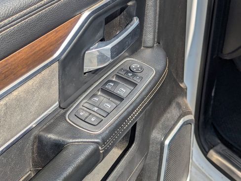 Used 2022 RAM 2500 Laramie AWD/4WD image 31
