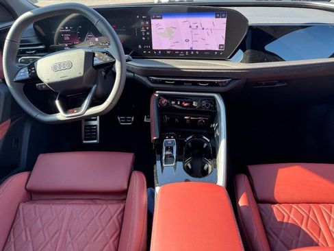 New 2025 Audi SQ5 Premium Plus image 8