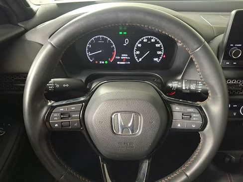 Used 2024 Honda HR-V Sport image 18