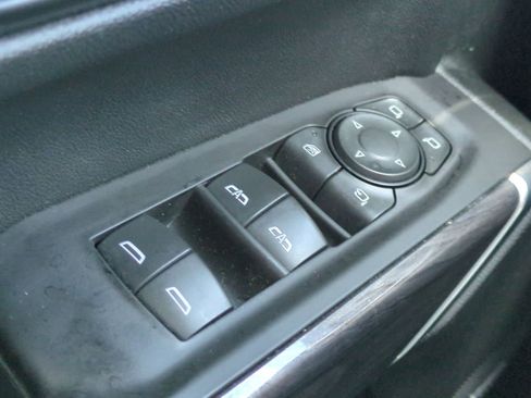 Used 2021 Chevrolet Silverado 1500 LTZ w/ LTZ Premium Package image 28