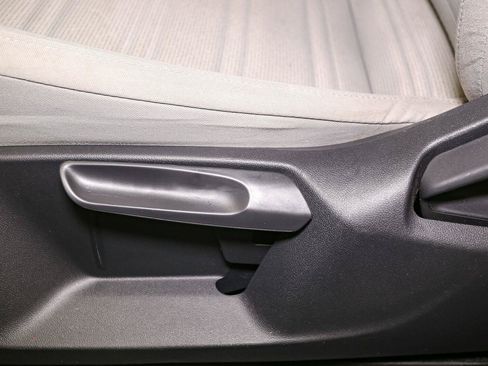 Certified 2022 Volkswagen Tiguan S AWD/4WD image 40