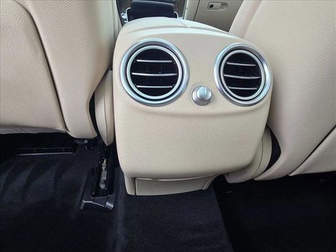 Used 2017 Mercedes-Benz GLC 300 image 15