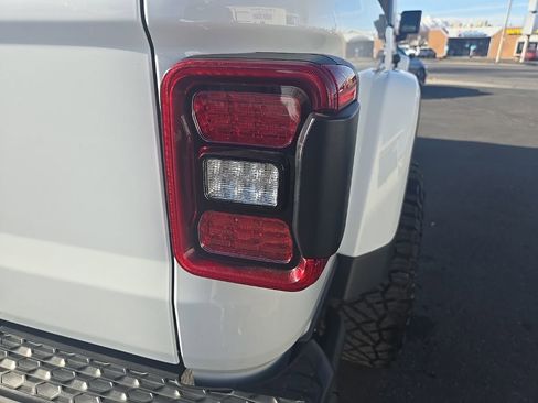 Used 2021 Jeep Gladiator Rubicon image 34