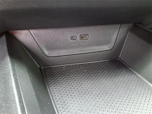 New 2026 Chevrolet Equinox LT w/ LPO, Floor Liner Package image 14