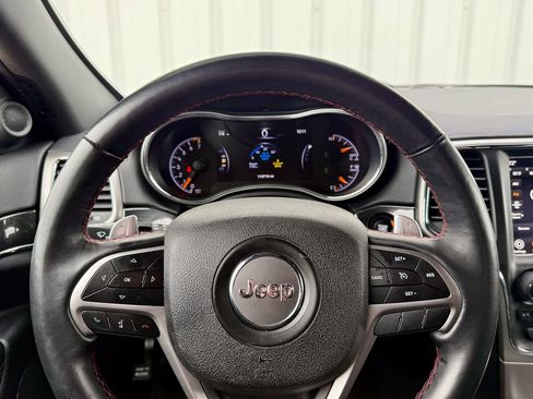 Used 2018 Jeep Grand Cherokee Trailhawk w/ Trailhawk Luxury Group image 23