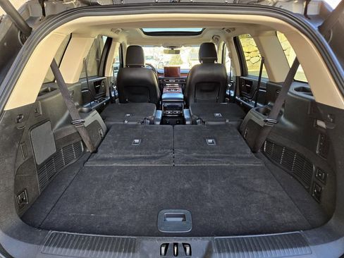 Used 2024 Lincoln Aviator Reserve image 9