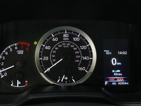 Used 2022 Toyota Corolla LE FWD image 21