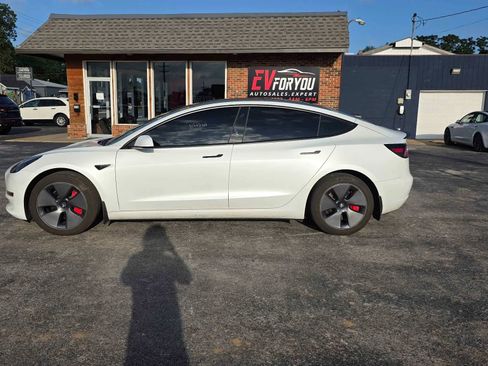 Used 2022 Tesla Model 3 RWD image 4