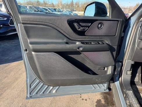 New 2026 Lincoln Aviator Reserve w/ Illumination Package AWD/4WD image 26