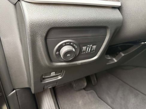 New 2025 Jeep Grand Cherokee Limited image 30